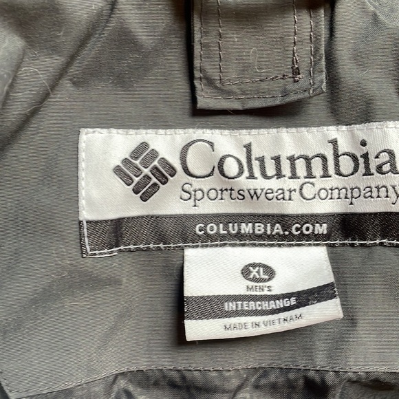 Columbia Xl interchange black and grey winter coat - Picture 2 of 8